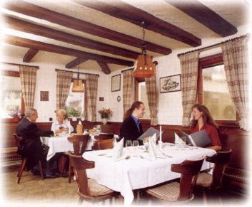 Hotel Gasthof Hirsch Alfdorf Экстерьер фото